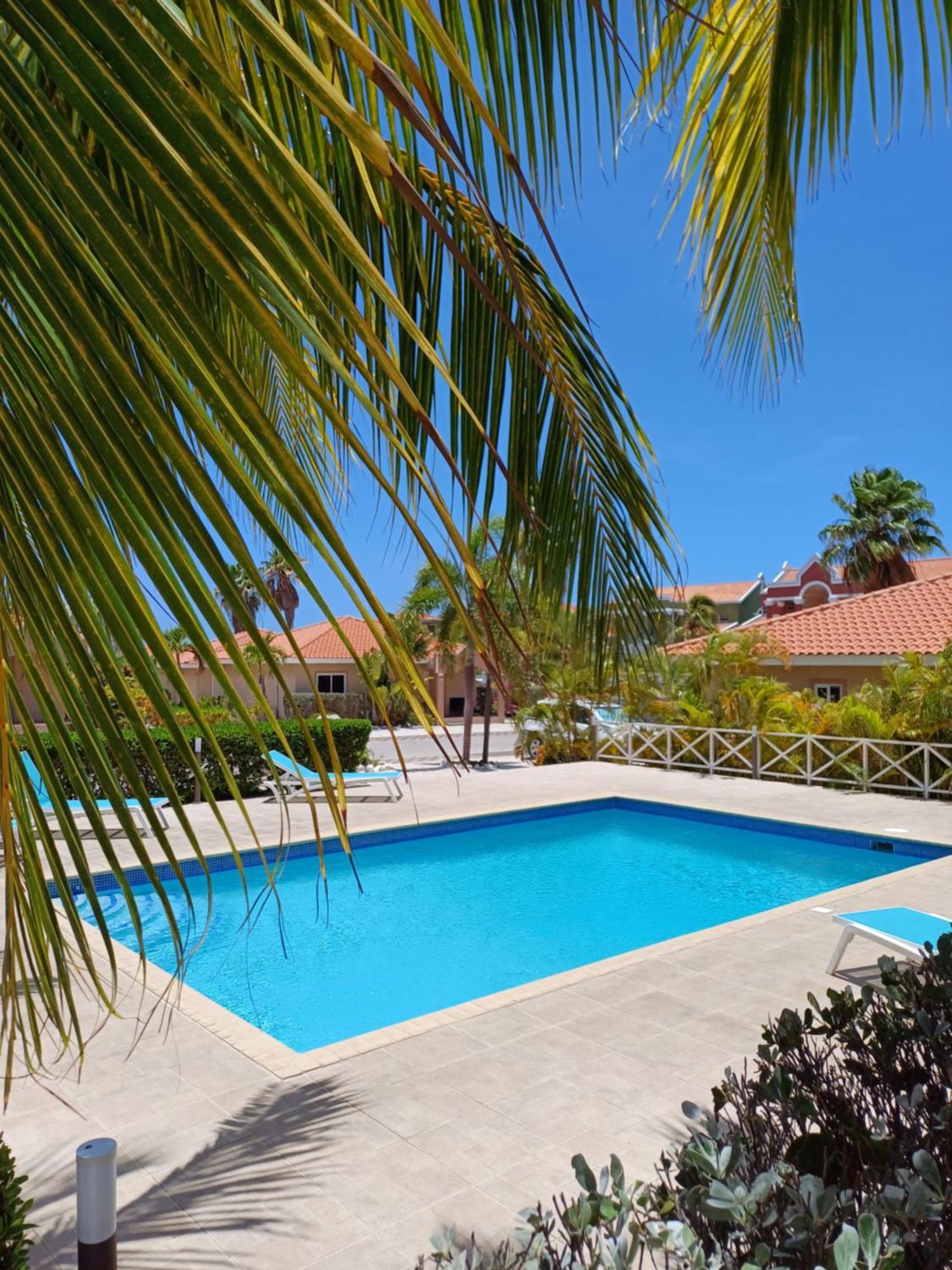 Caribbean Beach Resort Blenchi Curacao Вилемстад Екстериор снимка