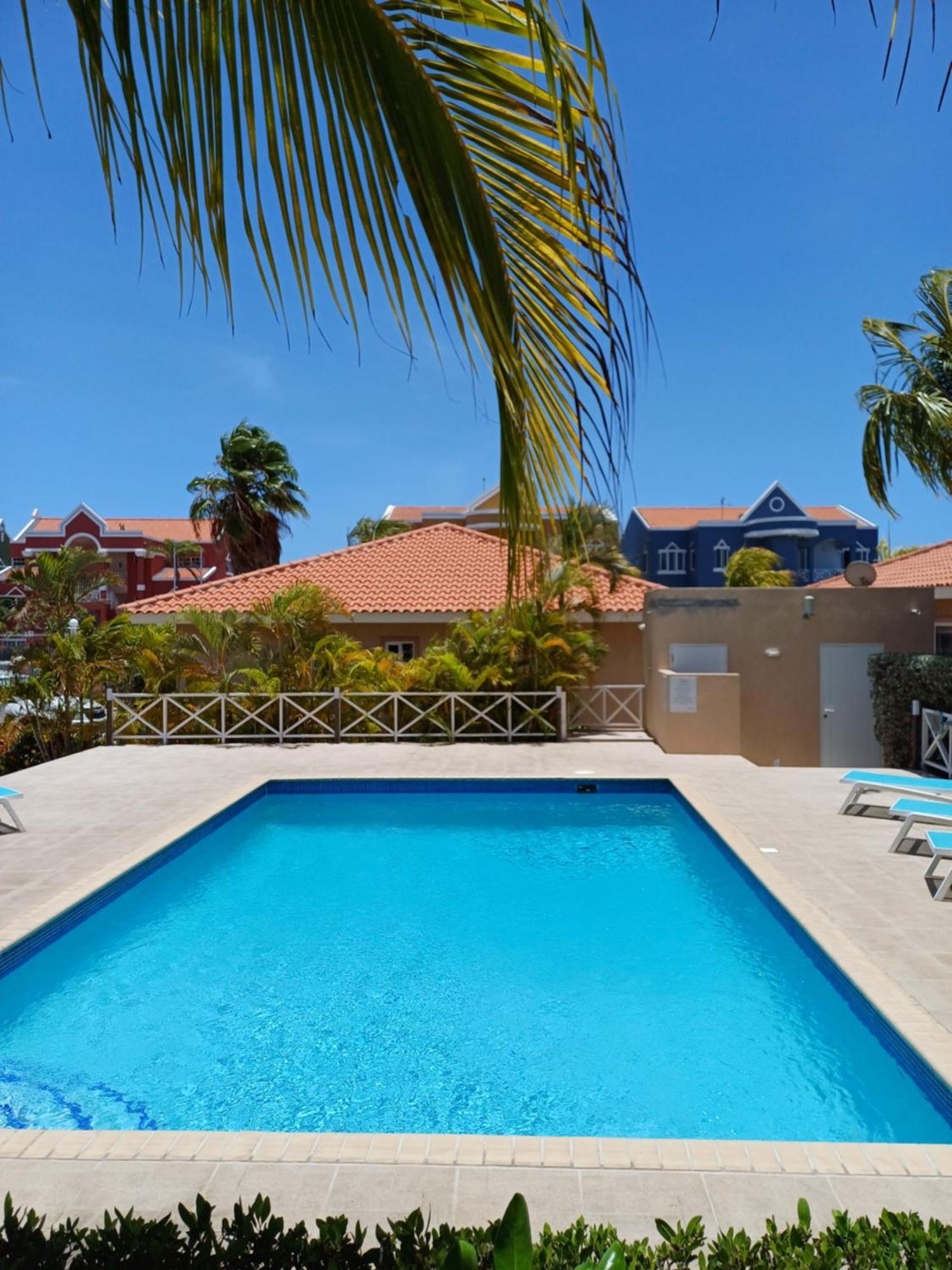 Caribbean Beach Resort Blenchi Curacao Вилемстад Екстериор снимка